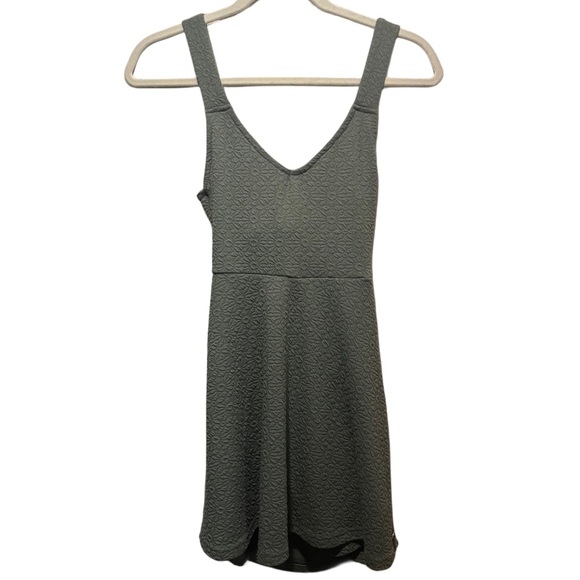 Roxy Green Sleeveless Fit and Flare Tie Back Mini Dress Size XS - Picture 4 of 9